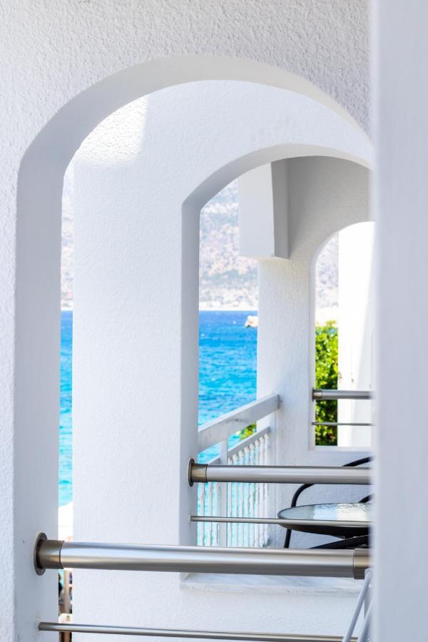 Anemos Guest Apts Karpathos Exterior foto